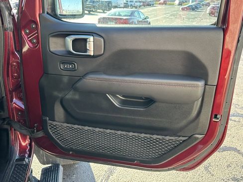 Used 2021 Jeep Wrangler Unlimited Rubicon image 20