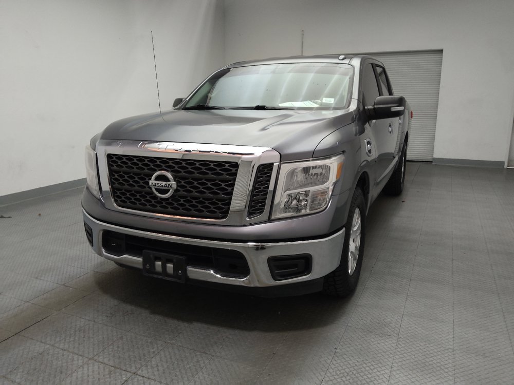 Used 2017 Nissan Titan SV RWD image 15