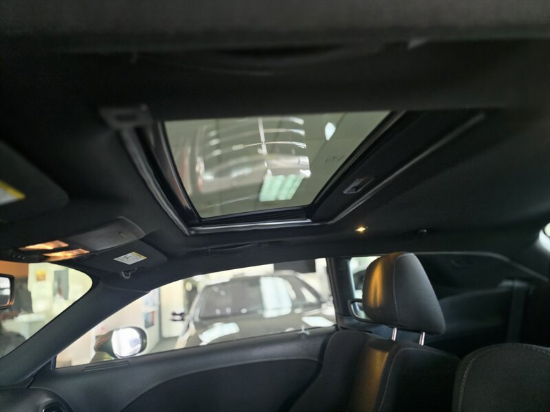 Used 2022 Dodge Challenger R/T w/ Blacktop Package RWD image 29
