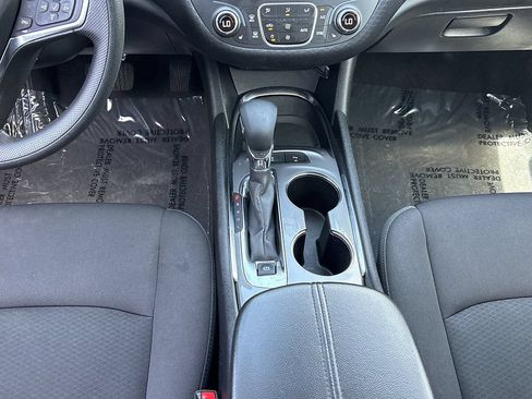 Used 2024 Chevrolet Malibu LT FWD image 25