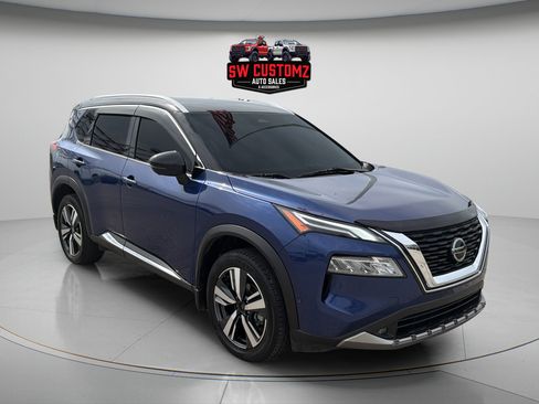 Used 2021 Nissan Rogue Platinum AWD/4WD image 1