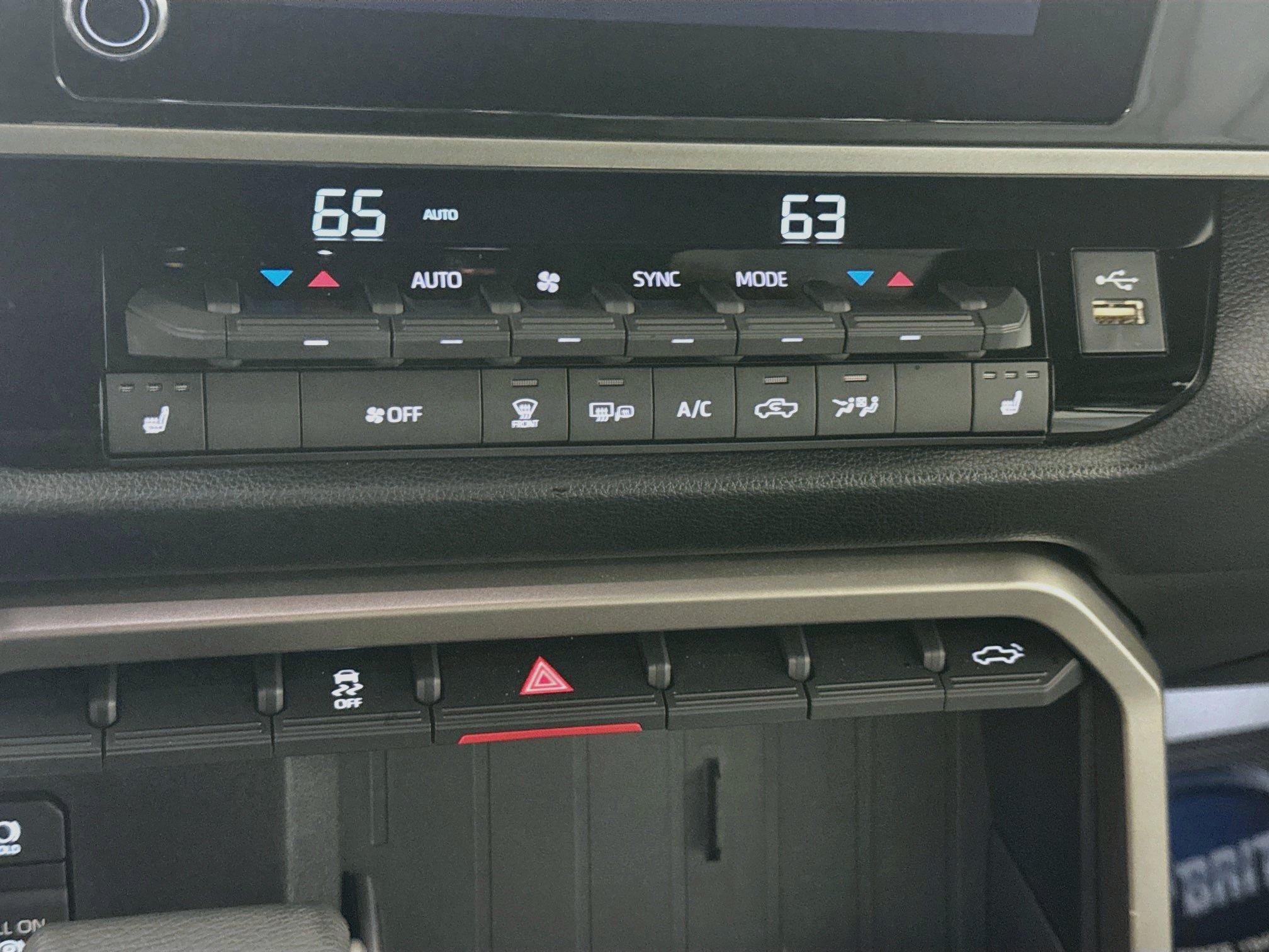 Certified 2026 Toyota Tundra SR5 w/ SR5 Premium Package AWD/4WD image 15