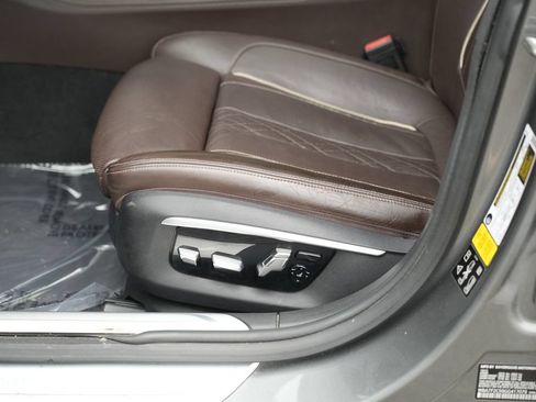 Used 2016 BMW 750i xDrive AWD/4WD image 18
