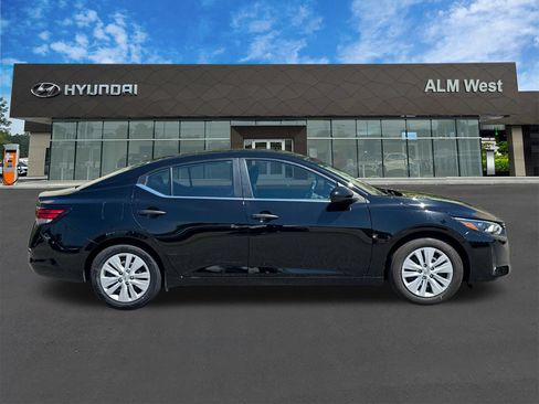 Used 2024 Nissan Sentra S FWD image 4