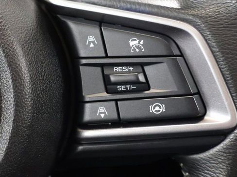 Used 2025 Subaru Outback Premium AWD/4WD image 19