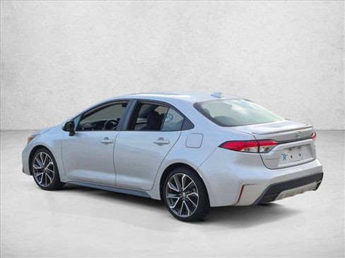 Used 2022 Toyota Corolla SE FWD image 7