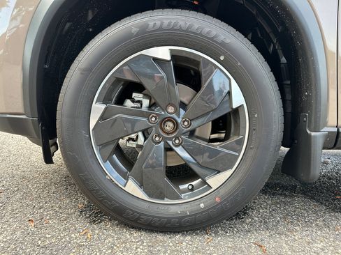 New 2025 Nissan Rogue SV w/ SV Premium Package image 11