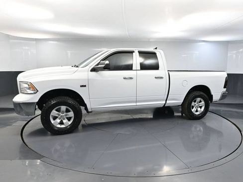 Used 2017 RAM 1500 Classic SLT AWD/4WD image 10