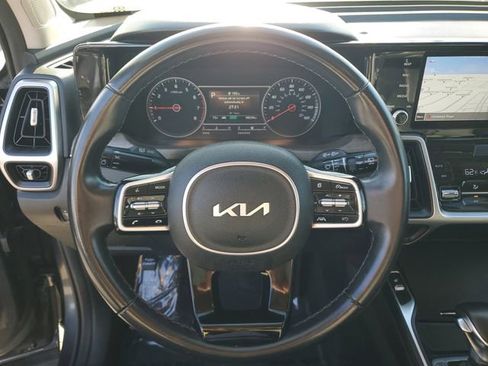 Used 2022 Kia Sorento S AWD/4WD image 18