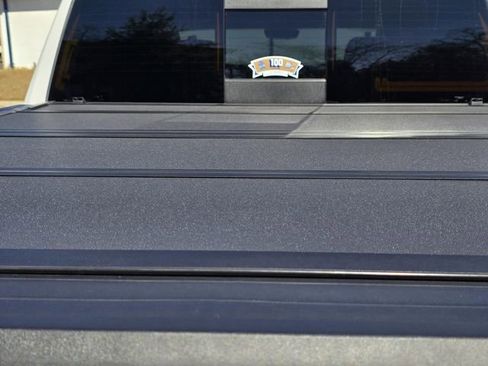 Used 2024 GMC Sierra 1500 Denali Ultimate image 10