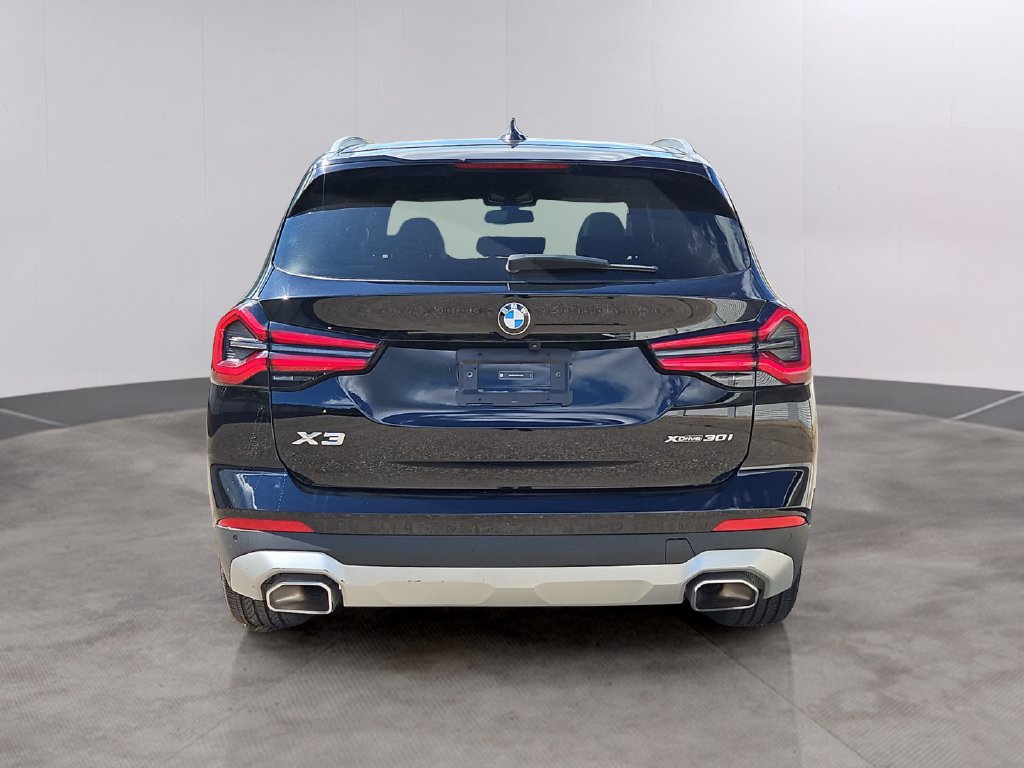 Used 2024 BMW X3 xDrive30i w/ Premium Package AWD/4WD image 5
