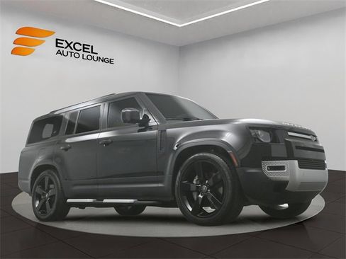 Used 2024 Land Rover Defender 130 S image 55