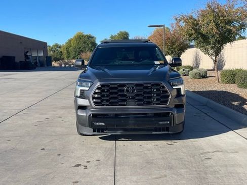 Used 2024 Toyota Sequoia Platinum image 5