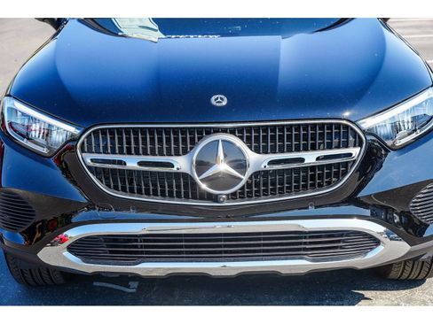 Certified 2026 Mercedes-Benz GLC 300 4MATIC image 7