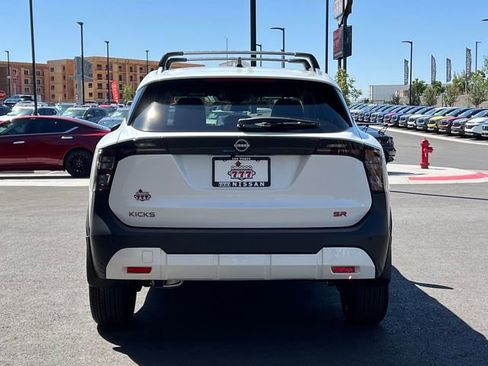 New 2026 Nissan Kicks SR FWD image 5