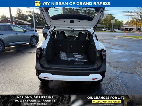 New 2026 Nissan Kicks SV w/ Cold Weather Package image 11