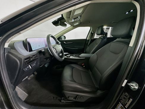 Used 2024 Kia EV6 Light image 13