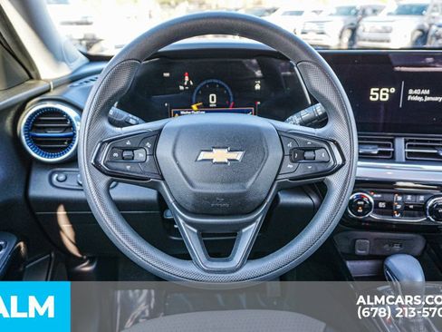 Used 2024 Chevrolet Trax LT image 28