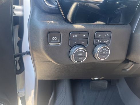 Used 2024 Chevrolet Silverado 2500 High Country image 7