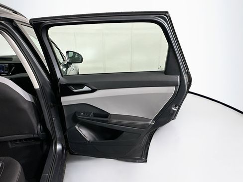 Used 2024 Volkswagen Taos S FWD image 27
