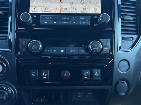 Used 2024 Nissan Titan PRO-4X w/ Pro-4x Convenience Package image 31