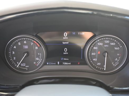 Used 2024 Cadillac XT6 Premium Luxury w/ Technology Package image 24