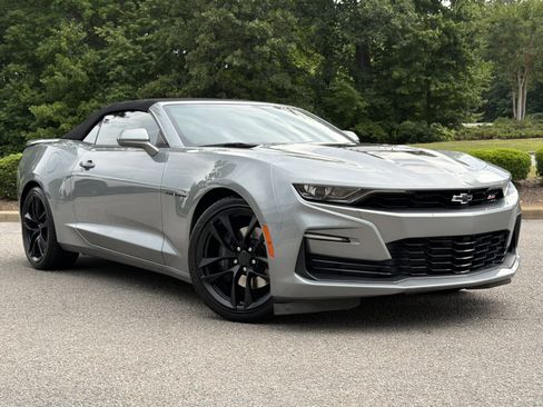 Used 2023 Chevrolet Camaro SS RWD image 2