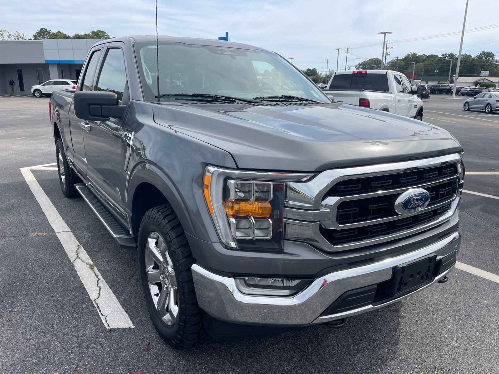 Used 2023 Ford F150 XLT w/ Equipment Group 302A High AWD/4WD image 3