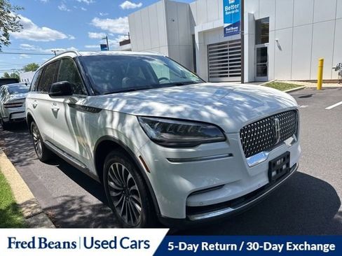 Used 2023 Lincoln Aviator AWD w/ Premium Package image 1