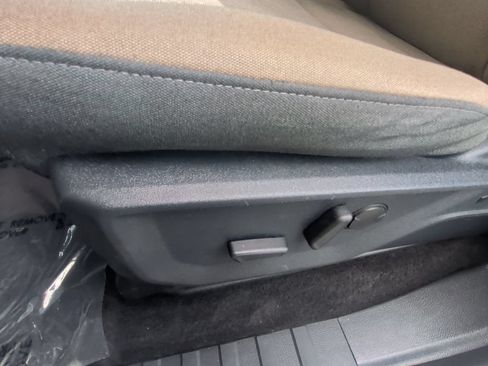 Used 2022 Ford F150 XLT w/ Equipment Group 302A High AWD/4WD image 13
