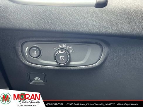 Certified 2023 GMC Terrain SLE w/ Driver Convenience Package FWD image 25