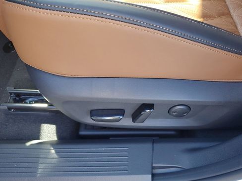 New 2026 Nissan Rogue Platinum w/ Platinum Premium Package AWD/4WD image 22