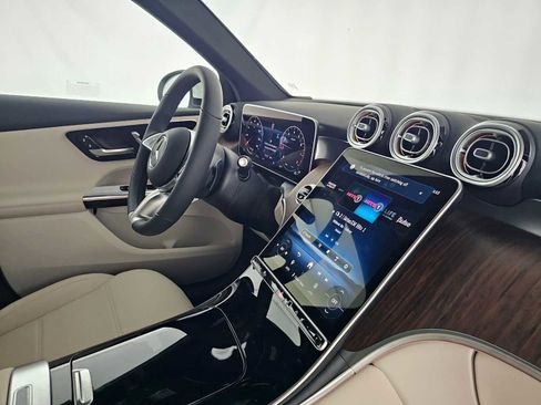 New 2026 Mercedes-Benz GLC 300 4MATIC image 12