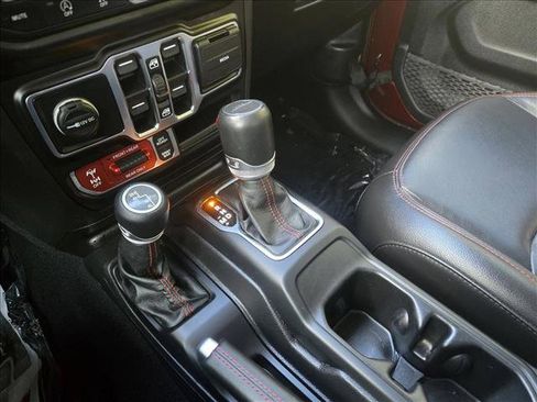 Used 2021 Jeep Gladiator Rubicon image 19