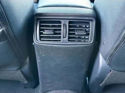 Used 2019 Nissan Rogue SL w/ Premium Package image 20