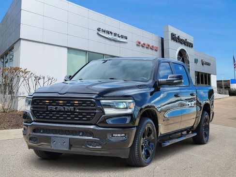 Used 2023 RAM 1500 Lone Star AWD/4WD image 2