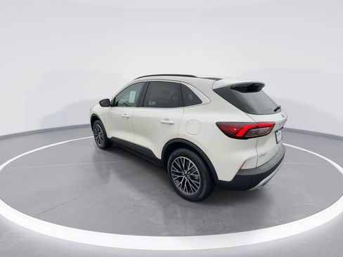 New 2026 Ford Escape SE FWD image 6