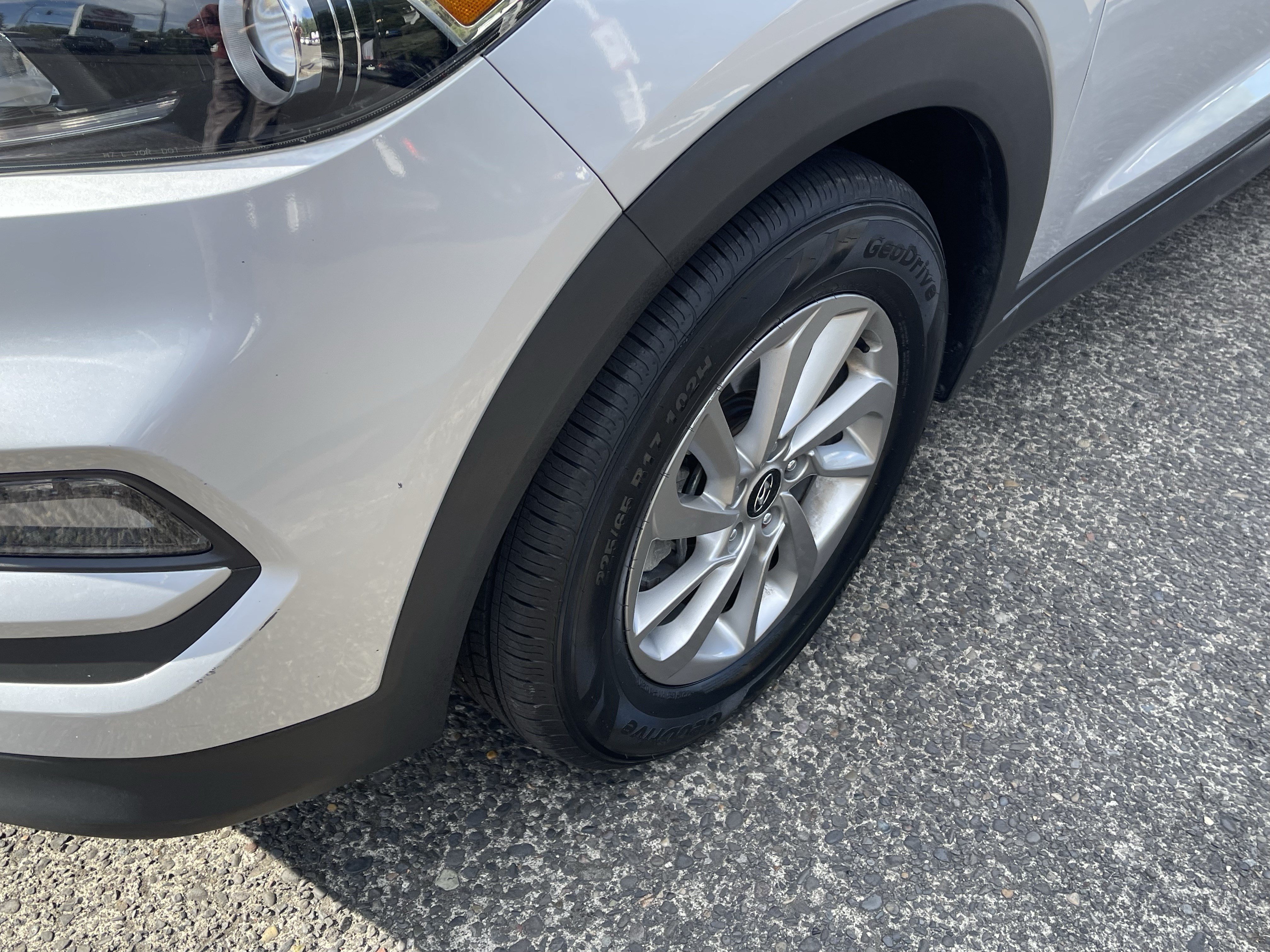 Used 2016 Hyundai Tucson SE w/ Option Group 02 FWD image 8