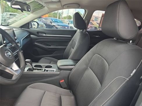 Used 2022 Nissan Altima 2.5 SV AWD/4WD image 18