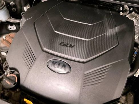 Used 2019 Kia Sedona LX FWD image 37