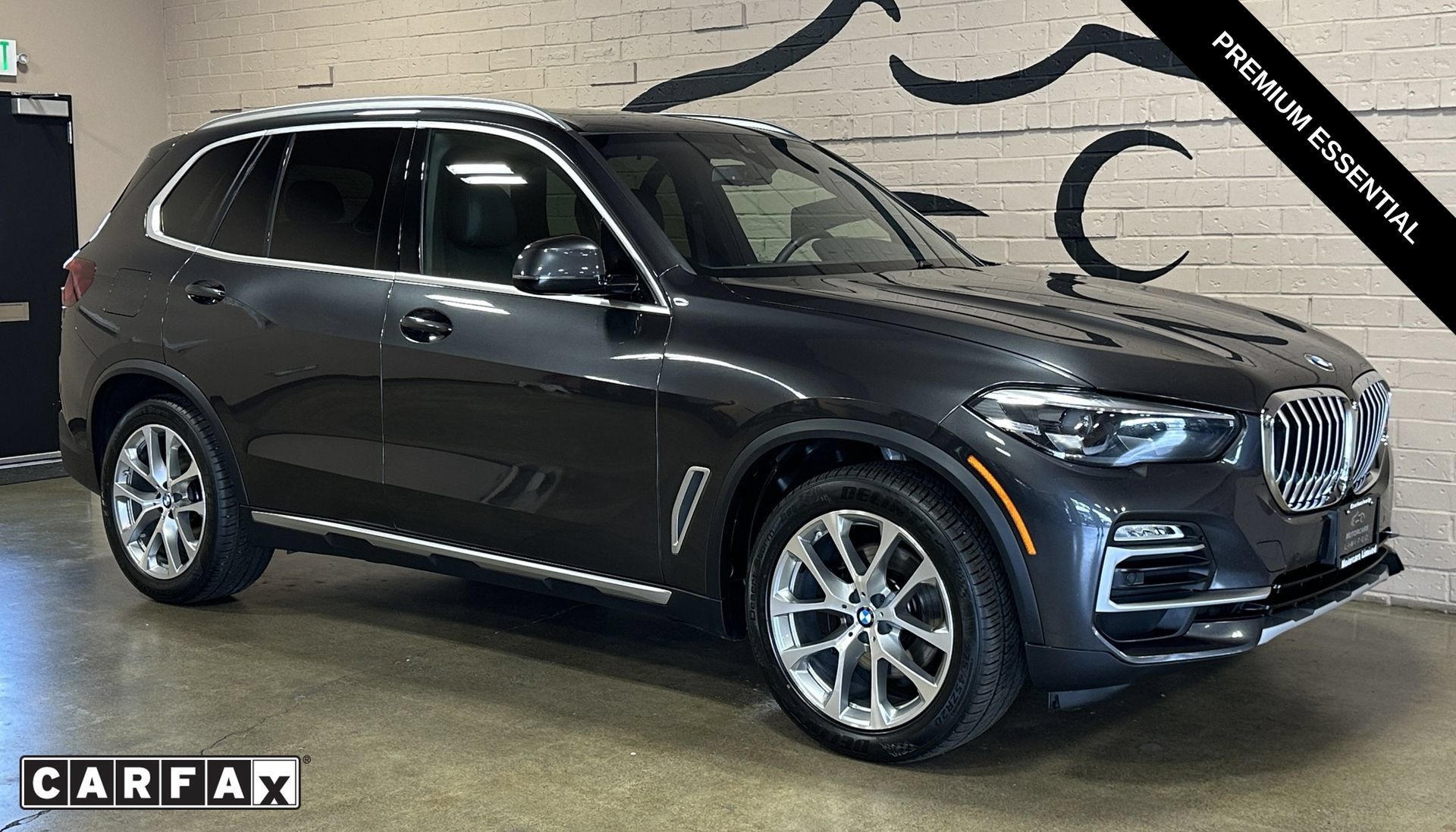 Used 2021 BMW X5 xDrive40i AWD/4WD image 1