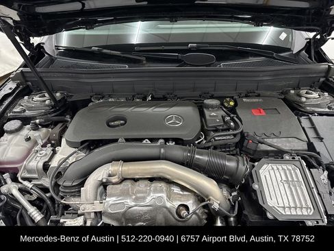 Certified 2025 Mercedes-Benz GLB 250 image 32