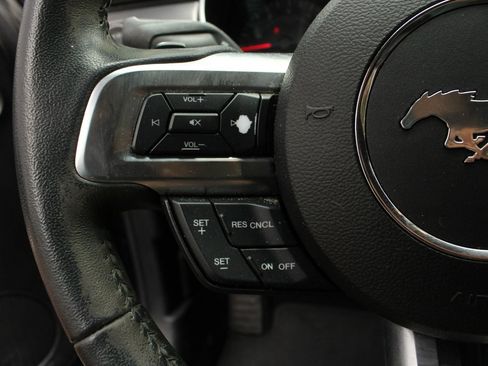 Used 2019 Ford Mustang Coupe w/ Equipment Group 101A RWD image 21