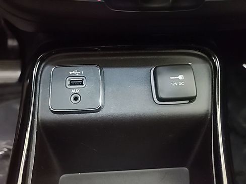 Used 2020 Jeep Compass Limited FWD image 37