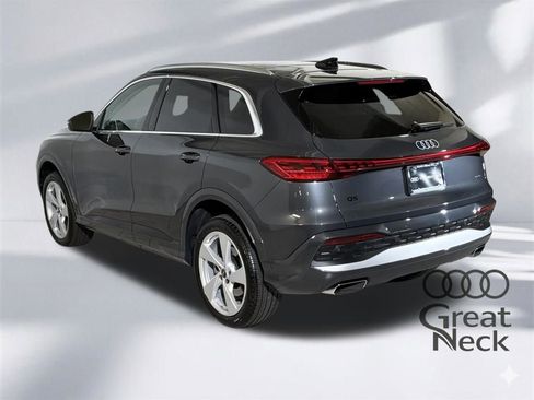 Used 2025 Audi Q5 Premium Plus w/ Premium Plus image 8
