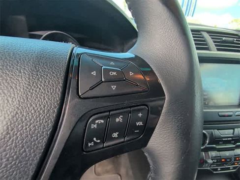 Used 2016 Ford Explorer XLT w/ Equipment Group 202A image 22