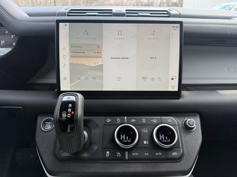 Used 2025 Land Rover Defender 110 S image 20