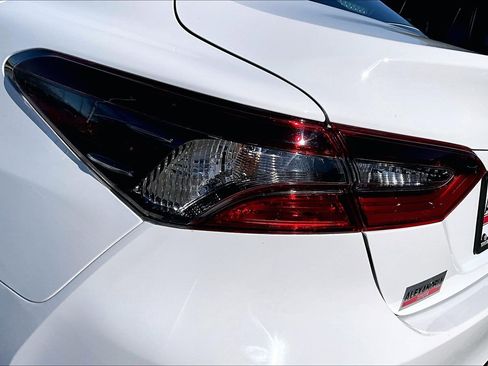 Used 2024 Toyota Camry LE image 27