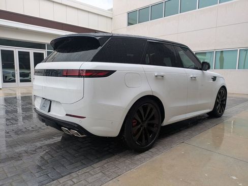 New 2026 Land Rover Range Rover Sport Dynamic SE image 5