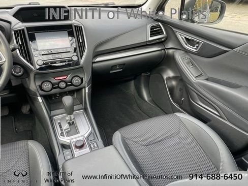 Used 2021 Subaru Forester Premium AWD/4WD image 9